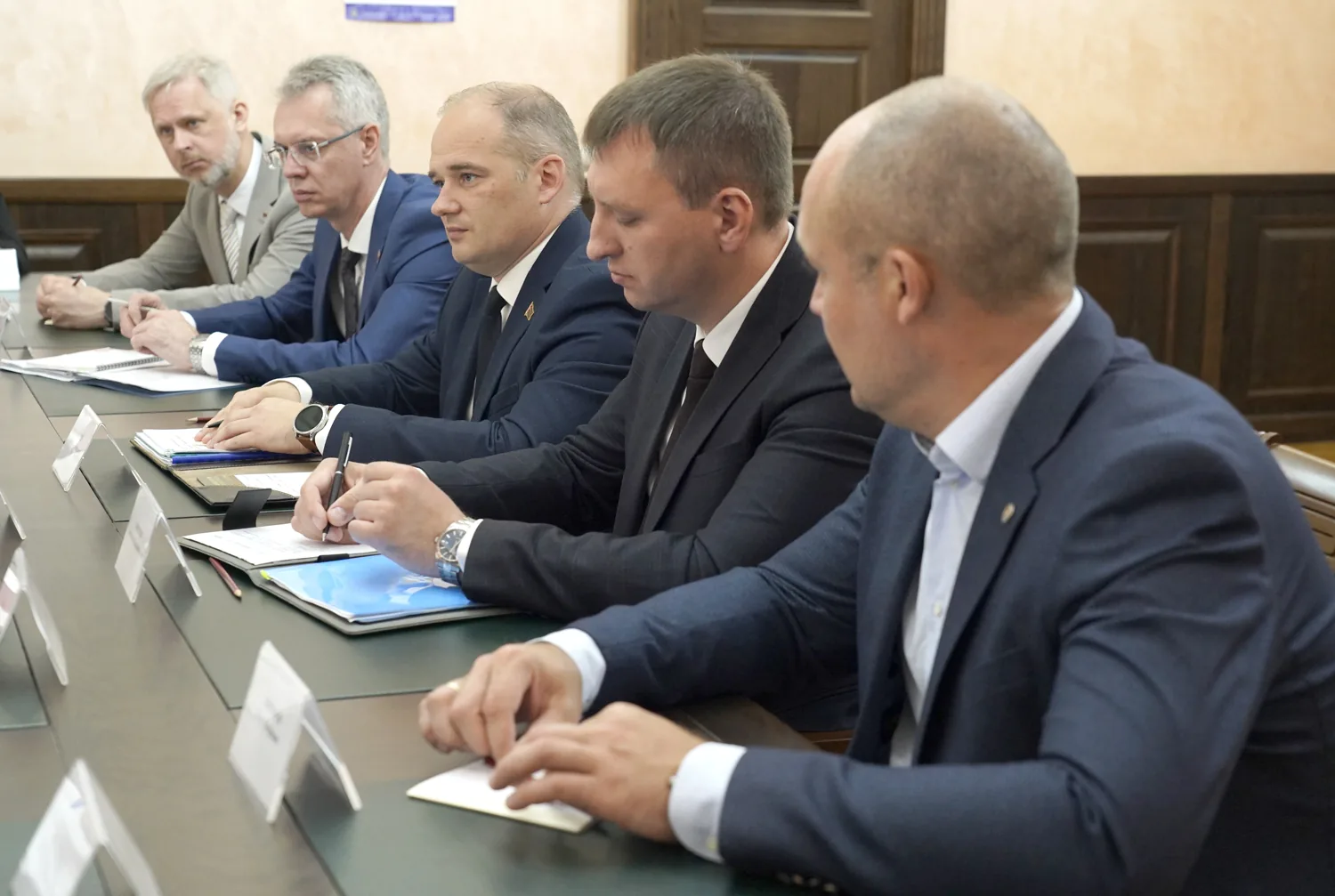 ГУБЕРНАТОР ВЛАДИМИРОВ ПРОВЕЛ ПЕРЕГОВОРЫ ОБ ОТКРЫТИИ ФИЛИАЛА  БЕЛОРУССКОЙ МАШИНОСТРОИТЕЛЬНОЙ КОМПАНИИ НА СТАВРОПОЛЬЕ